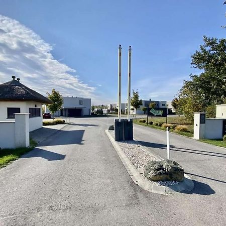 Luxus Appartement Am Golfplatz Und Therme Lutzmannsburg Zsira Esterno foto