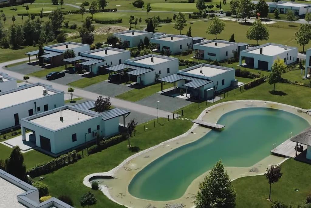 Luxus Appartement Am Golfplatz Und Therme Lutzmannsburg Zsira Esterno foto